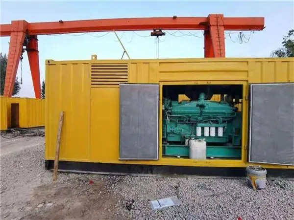 城东冬季低温环境下，500KW发电机组应该选择什么类型的启动电瓶？